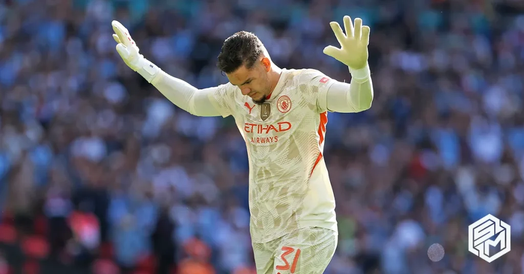 Ederson stayed with the club because there was no club willing to pay the transfer fee demanded by Manchester City.