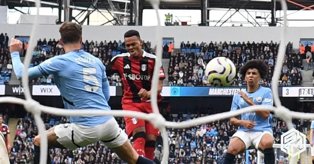 Etihad thanks to a goal from former United player Paris Saint-Germain.